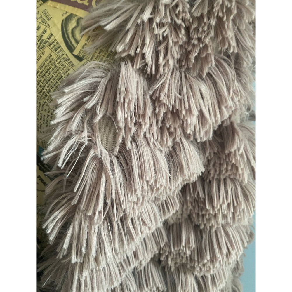 Fuzzy Vest - Picture 5 of 6